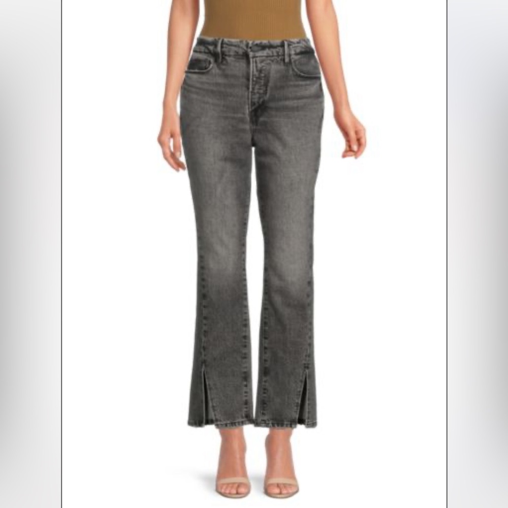 NEW!! GOOD AMERICAN - Good Curve Straight Jeans with Slit Hem